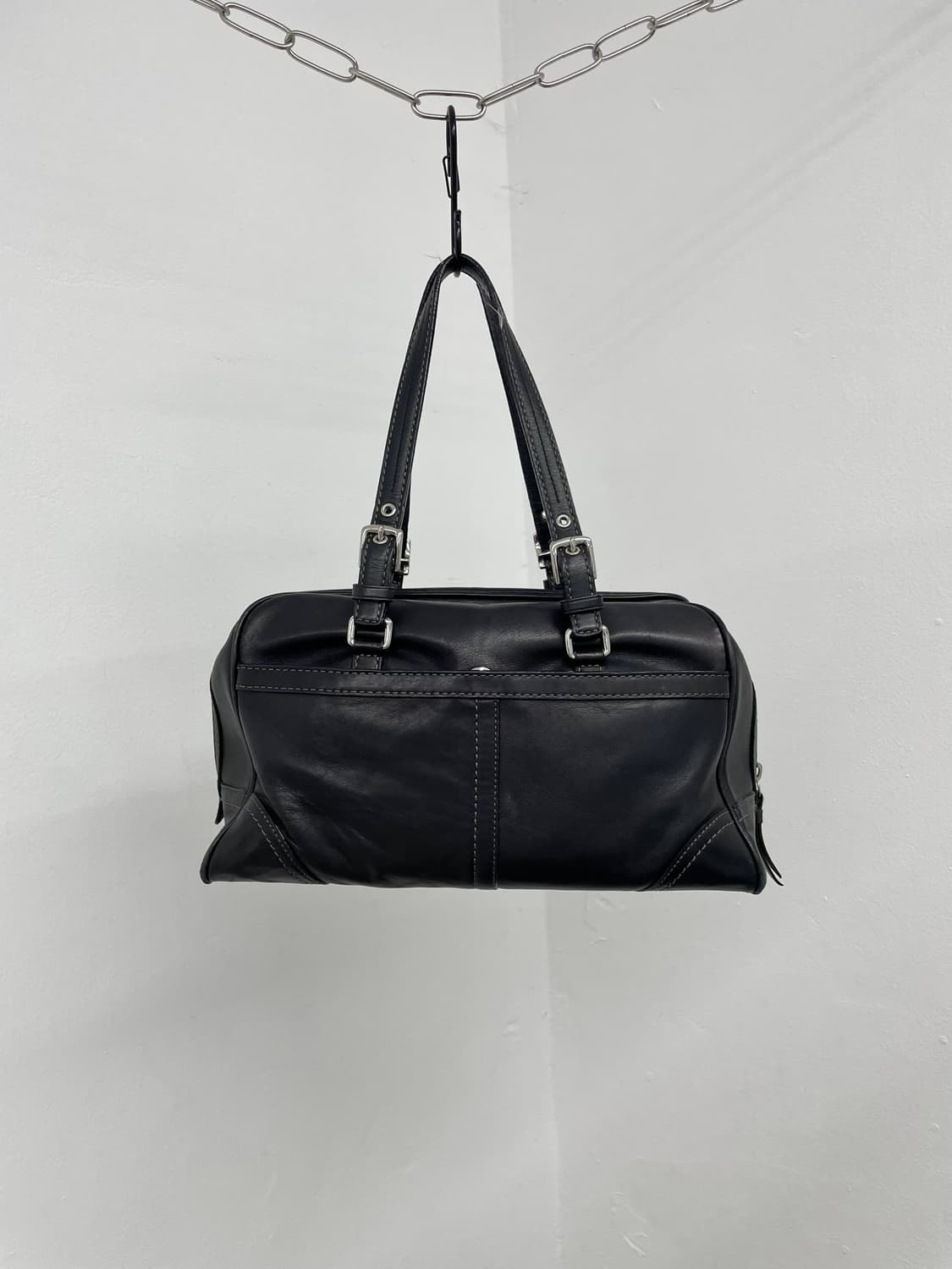 코치 블랙 레더 버클백 상품이미지9