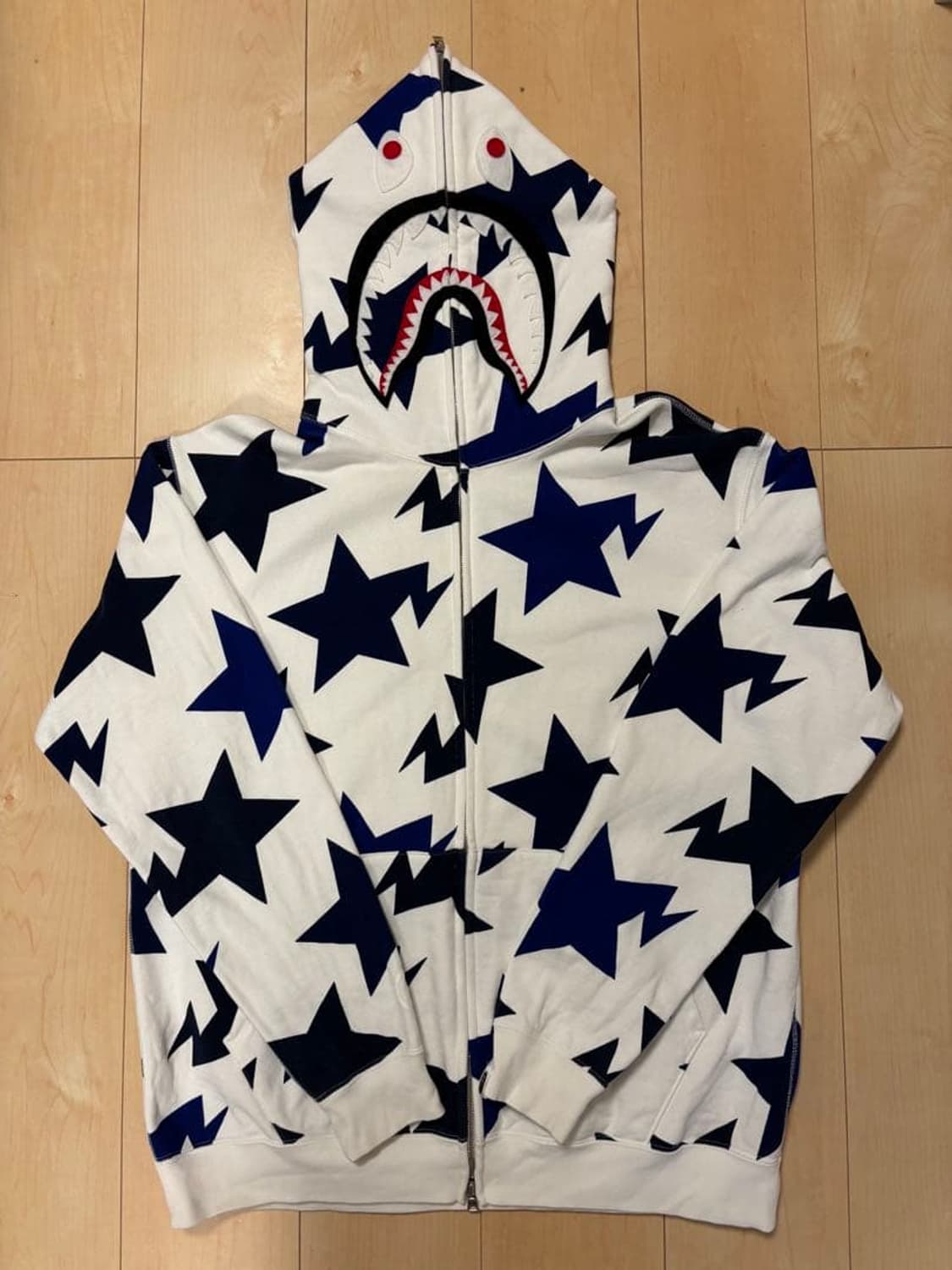 베이프 스타 패턴 샤크 후드 집업 상품이미지1