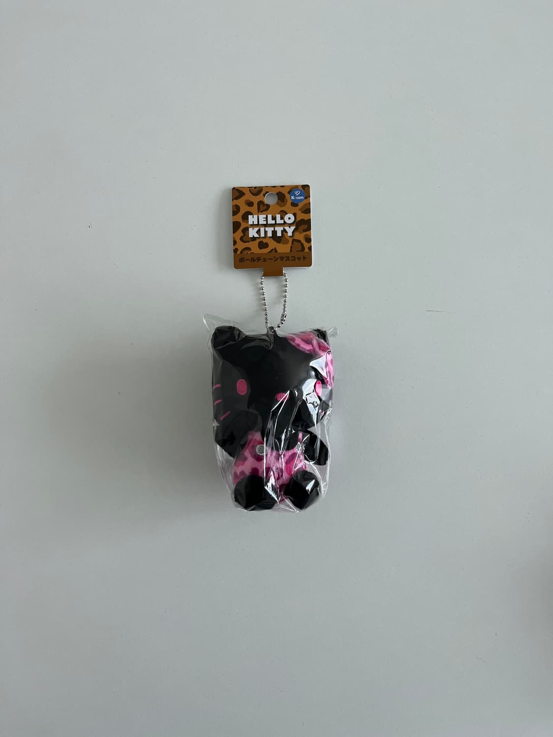 산리오 블랙 핑크 호피 키티 키링 상품이미지1