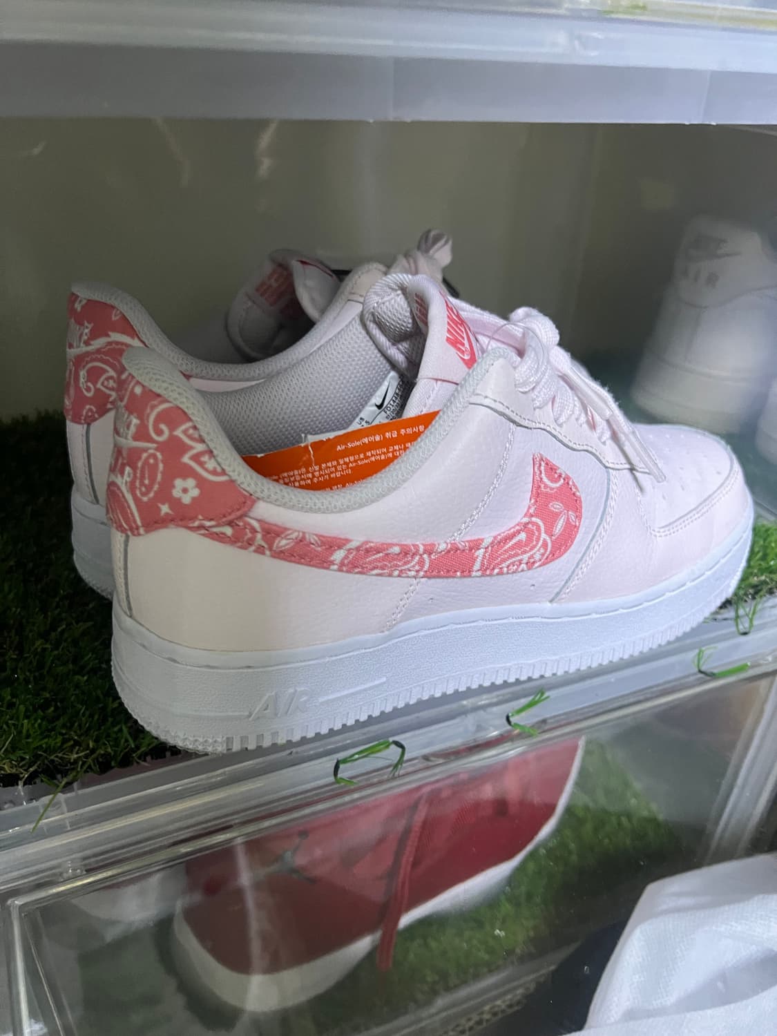 나이키 페이즐리 에어포스 245 상품이미지1