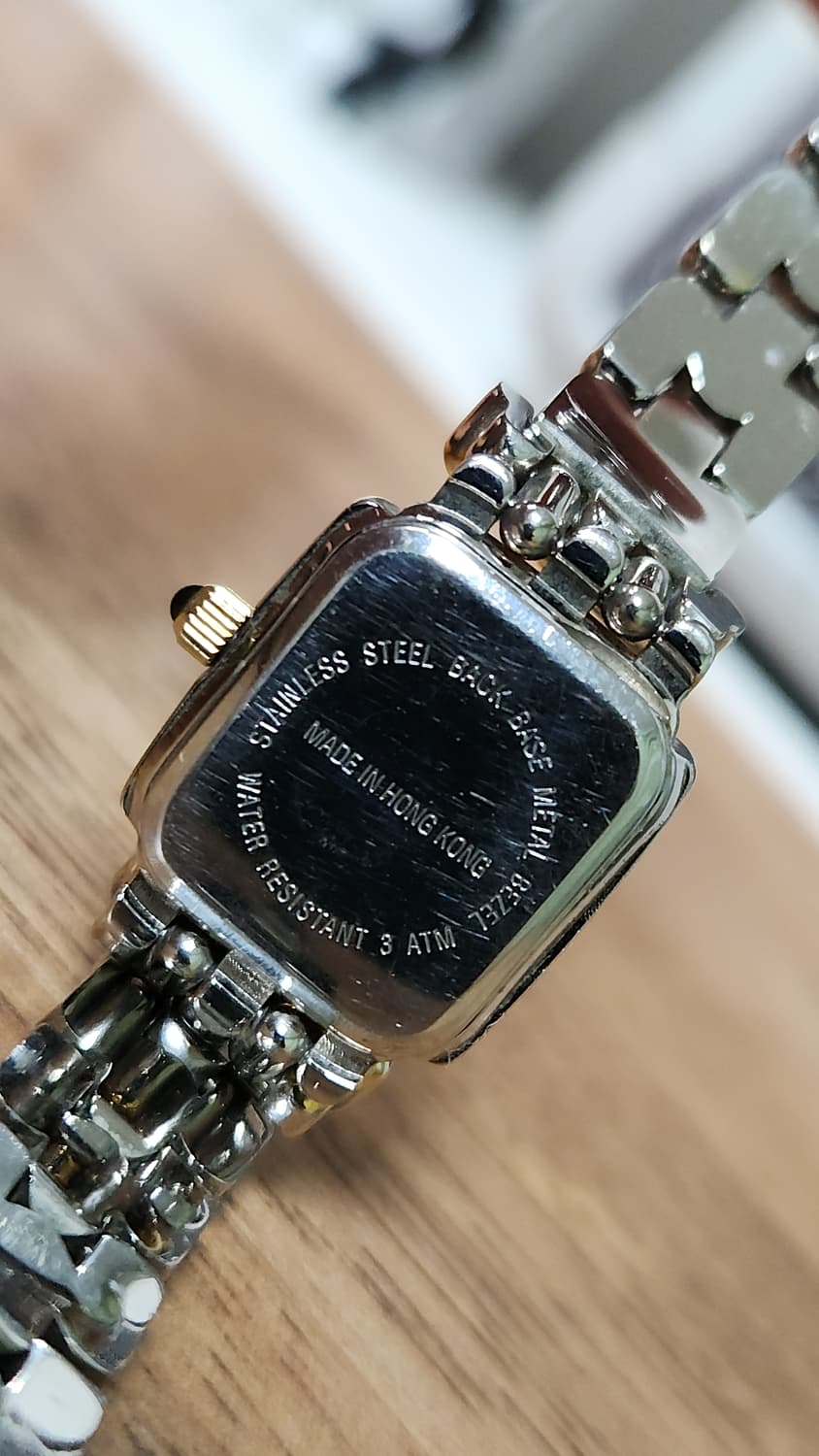 # 홍콩메이드 빈티지 여성 명품 골드콤비 시계 급처 상품이미지6