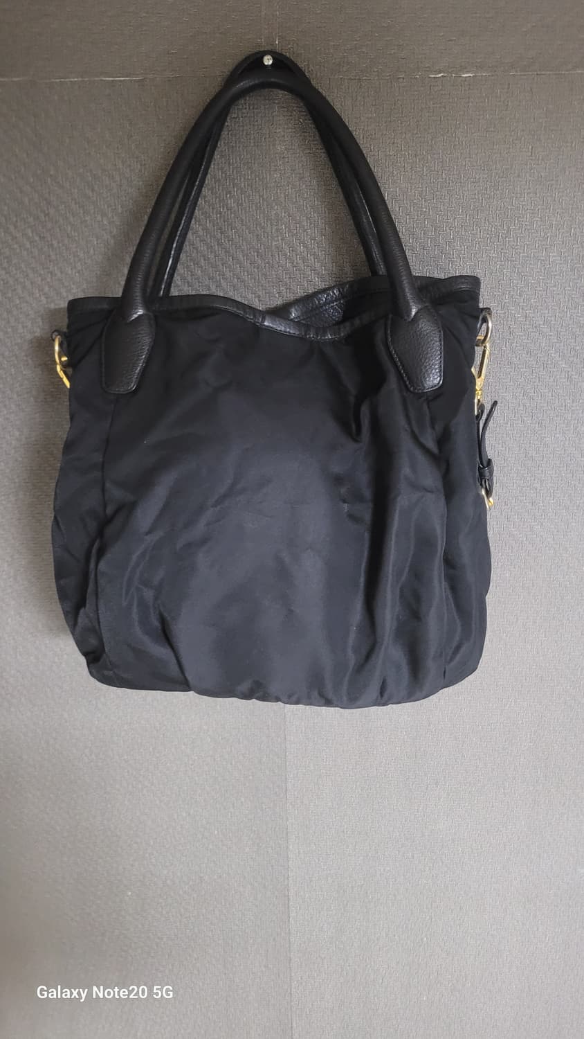 프라다 나일론 크로스백 상품이미지2