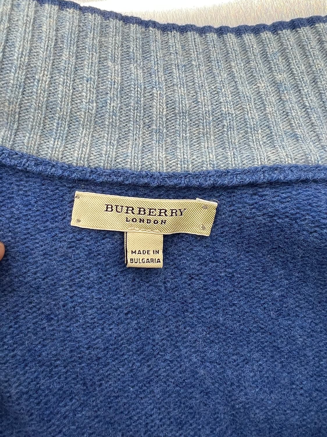 버버리 스카이 블루 캐시미어 울 혼방 엘보패치 풀집업 니트 자켓 상품이미지7