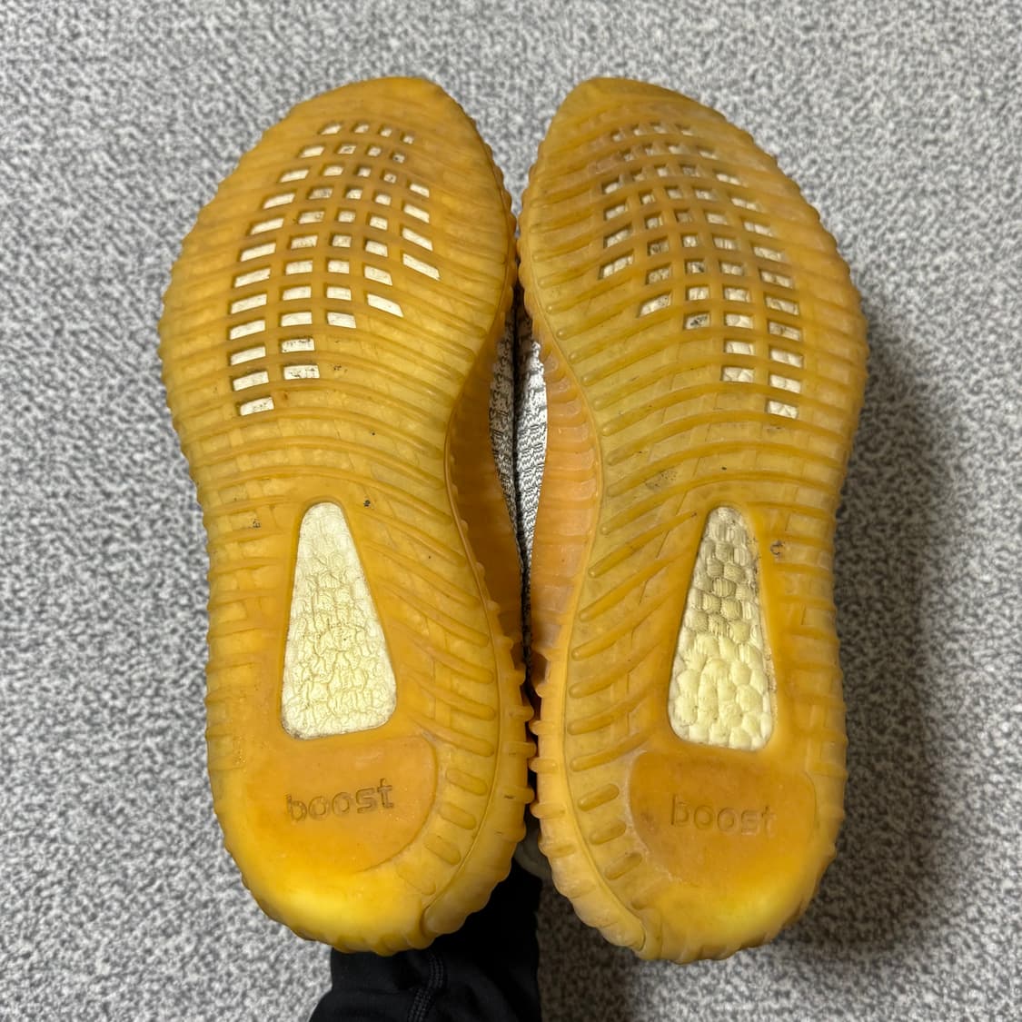 아디다스 이지부스트 350V2 스태틱 260 상품이미지6