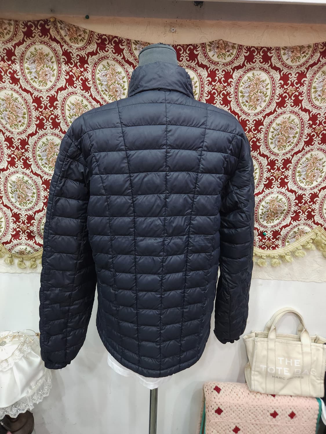 몽벨 800필 구스 경량 패딩점퍼

 상품이미지10