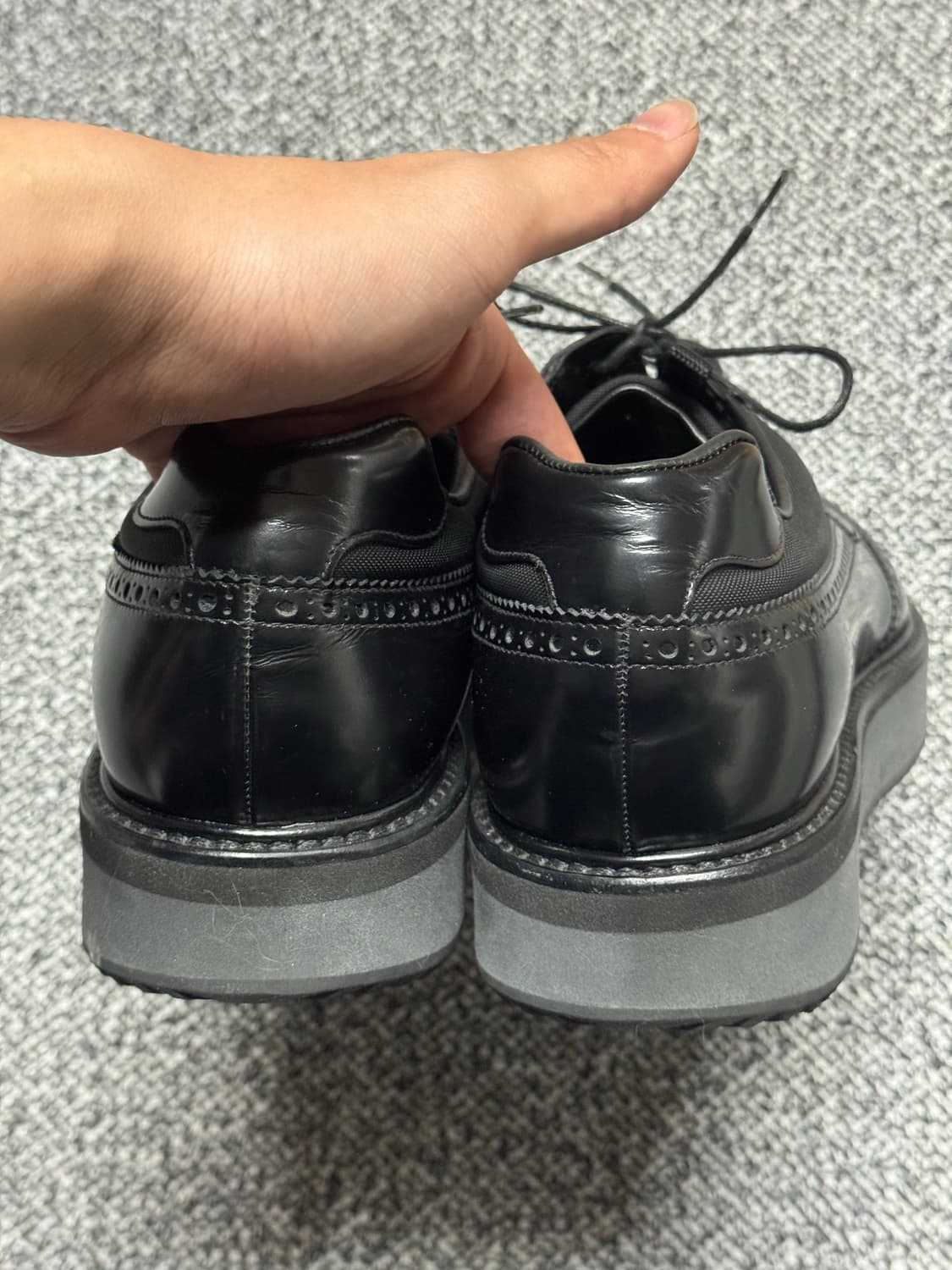 프라다 윙팁더비 상품이미지5