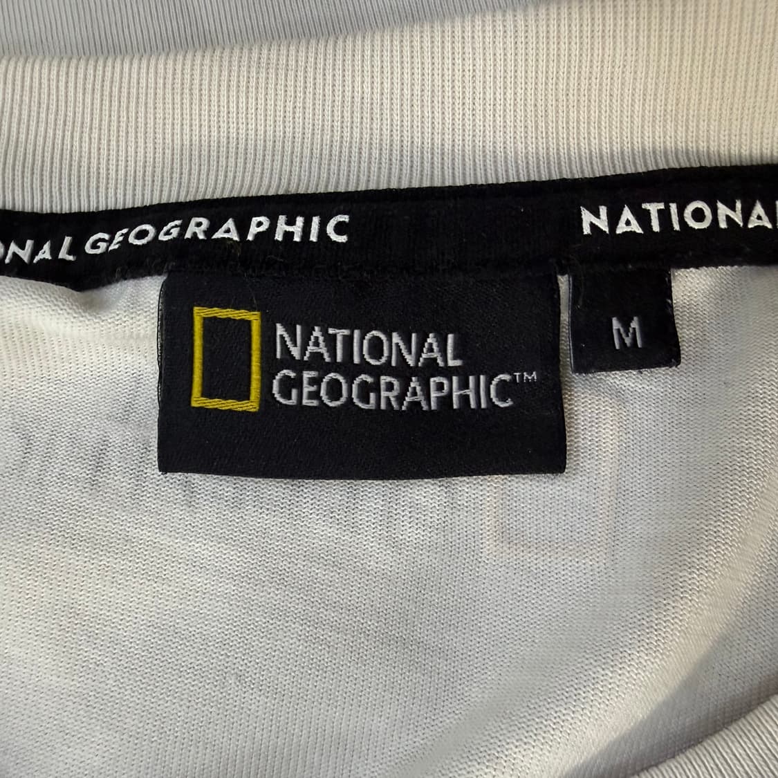 M 네셔널지오그래픽 스몰로고 반팔 티셔츠 0403T 상품이미지3