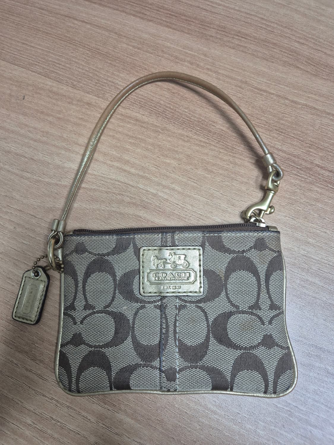 코치 손목지갑 상품이미지1