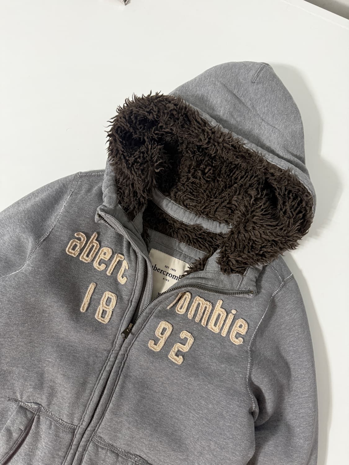 아베크롬비 루즈핏 00‘s 울프죠 그레이 후드집업 상품이미지3