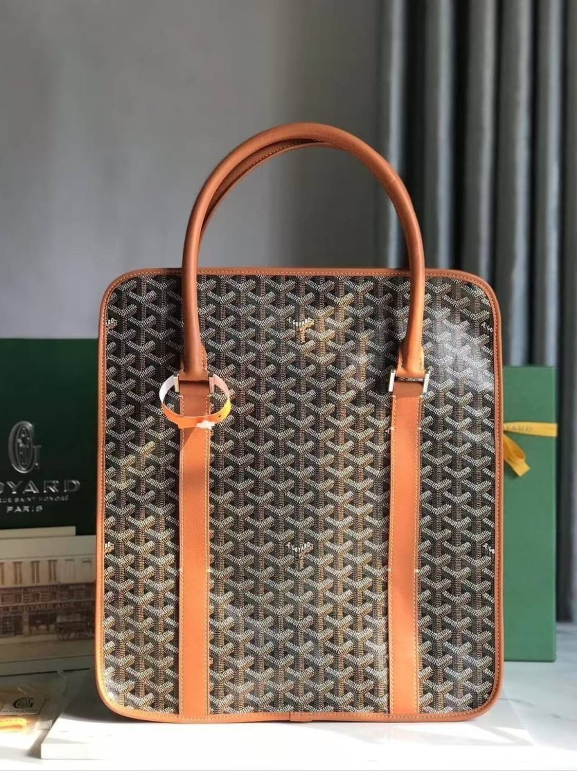 고야드(Goyard) 부르곤 백 상품이미지3