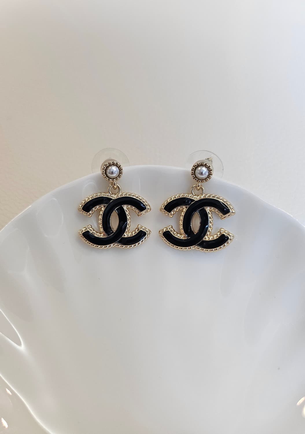 샤넬 블랙CC  체인장식 드롭귀걸이 샴페인골드 귀걸이  업사이클링 상품이미지1
