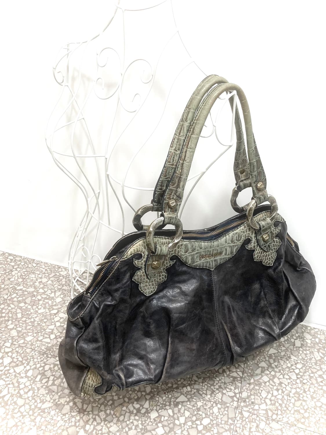 python leather shoulder bag 상품이미지1