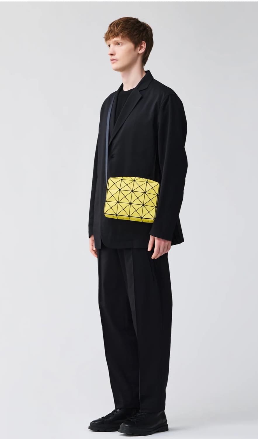 바오바오 큐보이드 라지 판매합니다. 상품이미지7