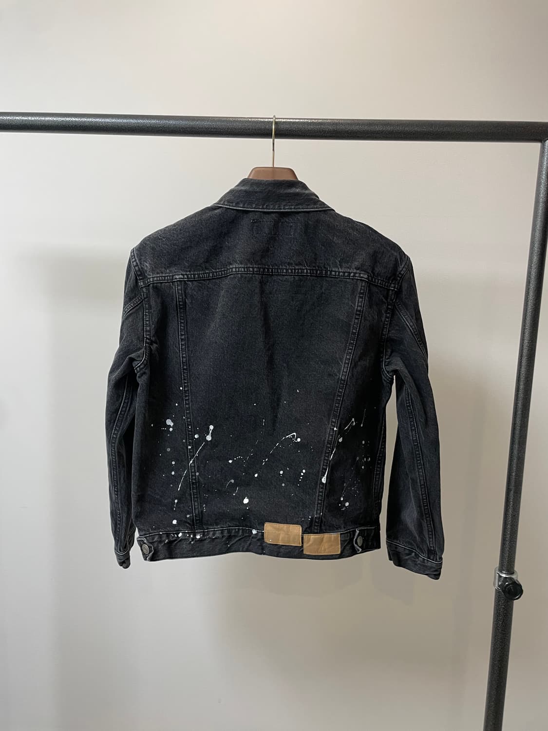 (M) Tonywack 토니웩 페인팅 흑청 데님 자켓 상품이미지3