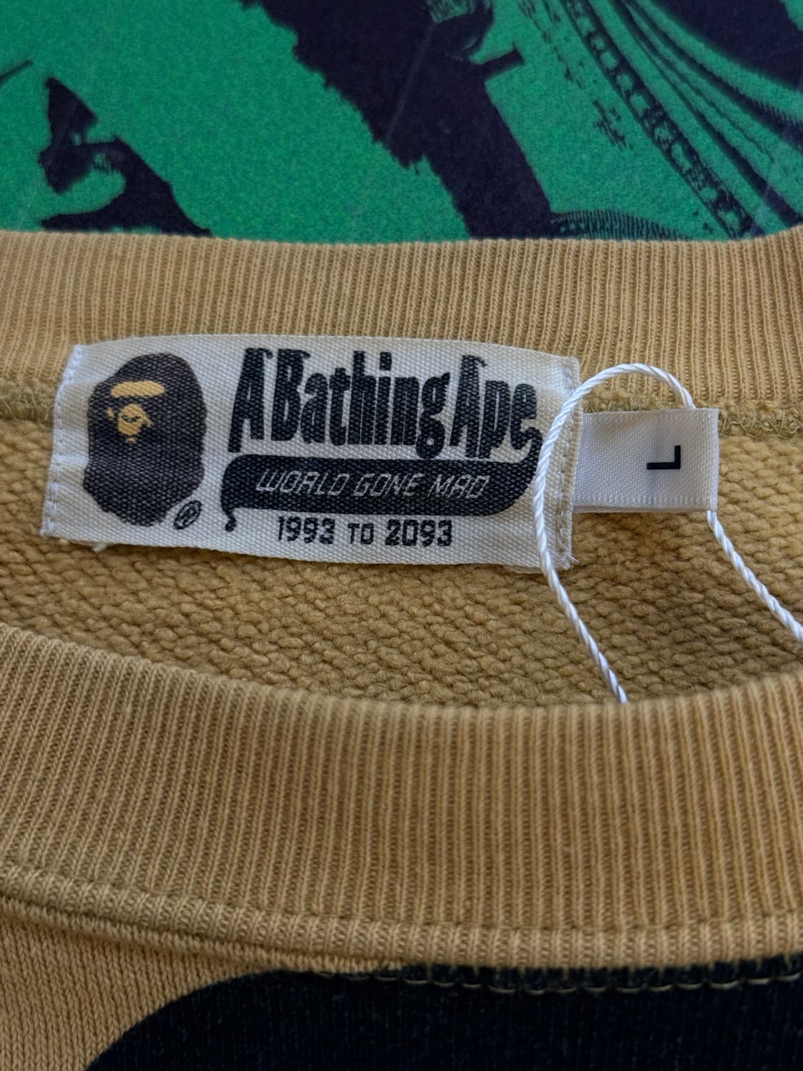 베이프 퍼스트 카모 컬리지 크루넥 맨투맨 상품이미지3