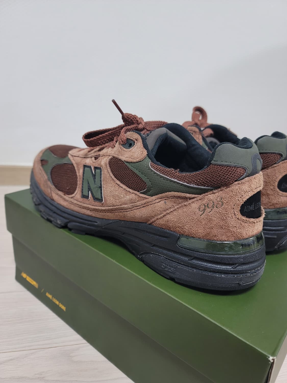[270] 뉴발란스x에임레온도르 993 브라운 #자운드조프레쉬굿즈kith 상품이미지2