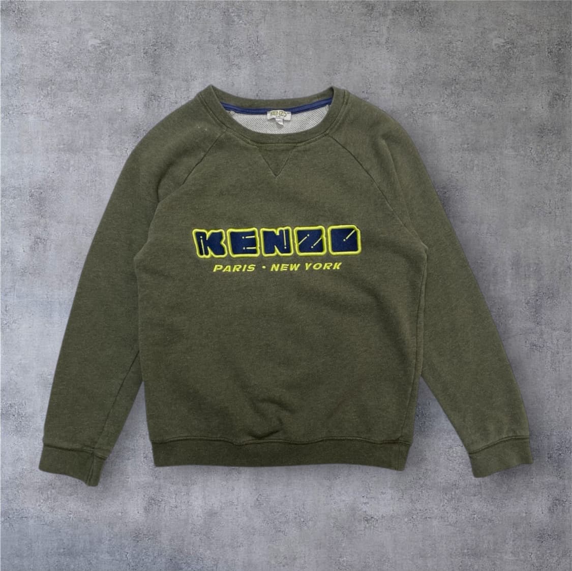 겐조 키즈 Kenzo 카키 파리 뉴욕 자수 로고 맨투맨 12A/152 상품이미지1