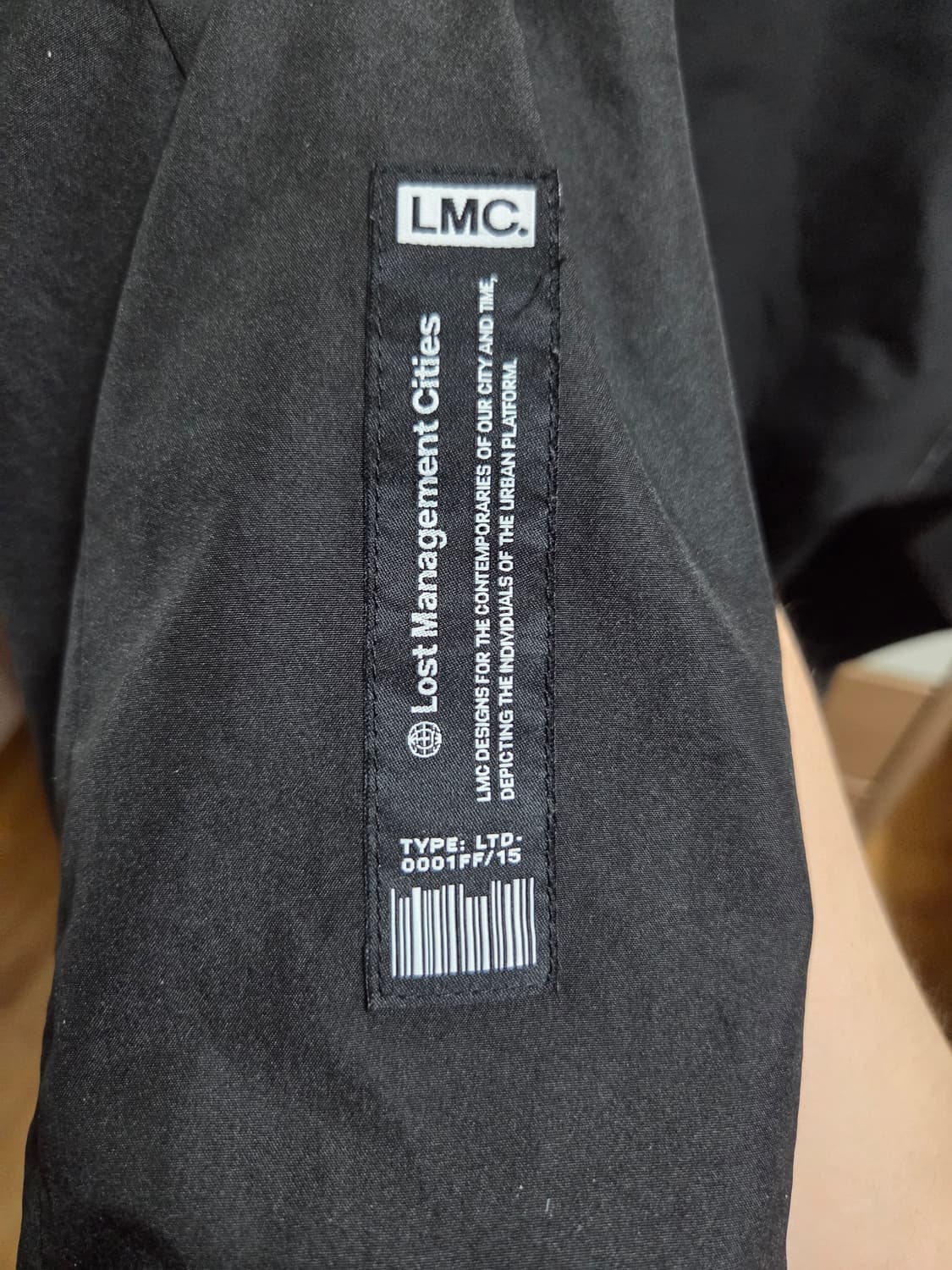 [2]LMC엘엠씨 윈드브레이커 크루넥 블랙 상품이미지4