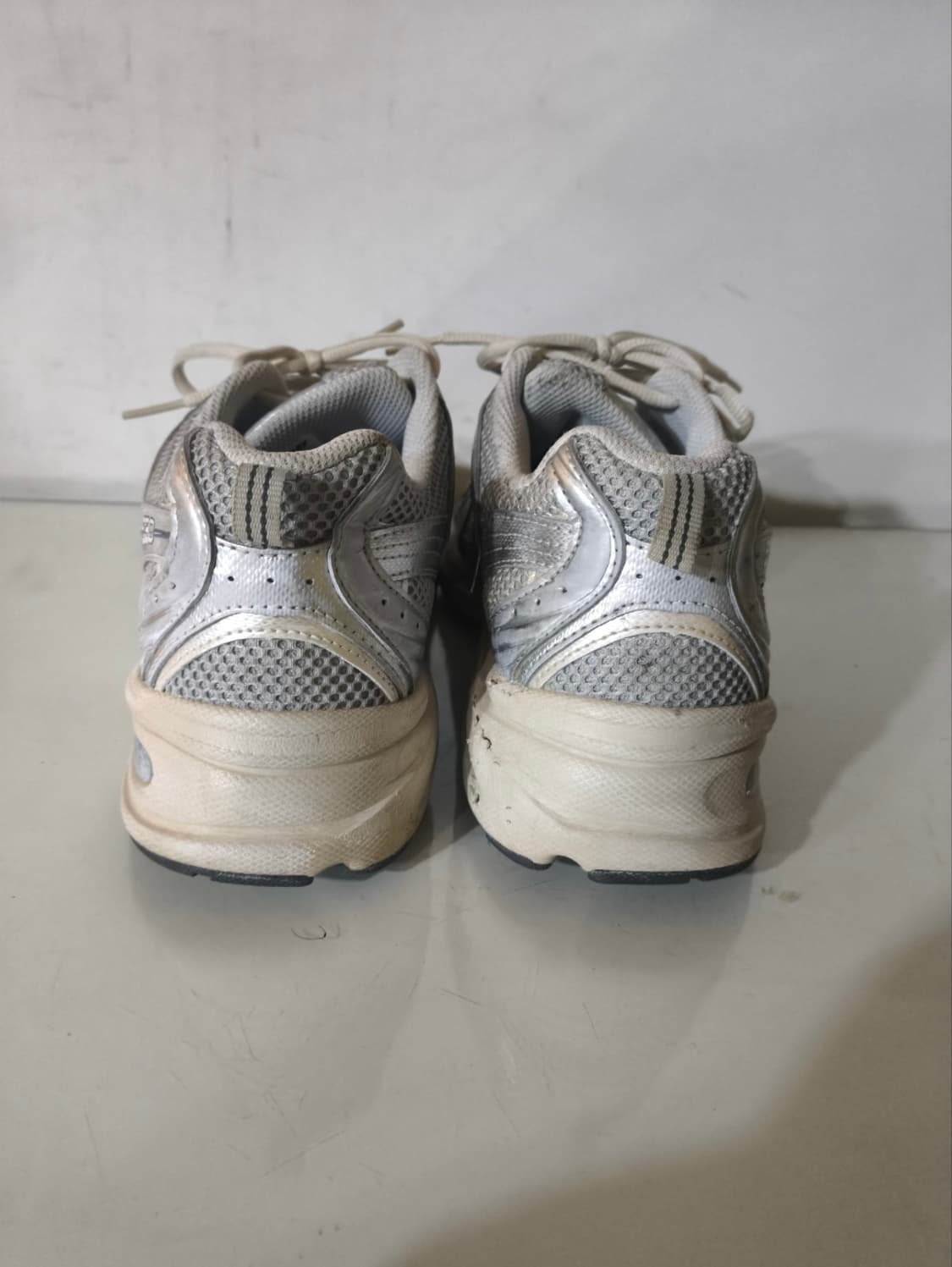 275mm 뉴발란스 530 실버 메탈릭 운동화 상품이미지8