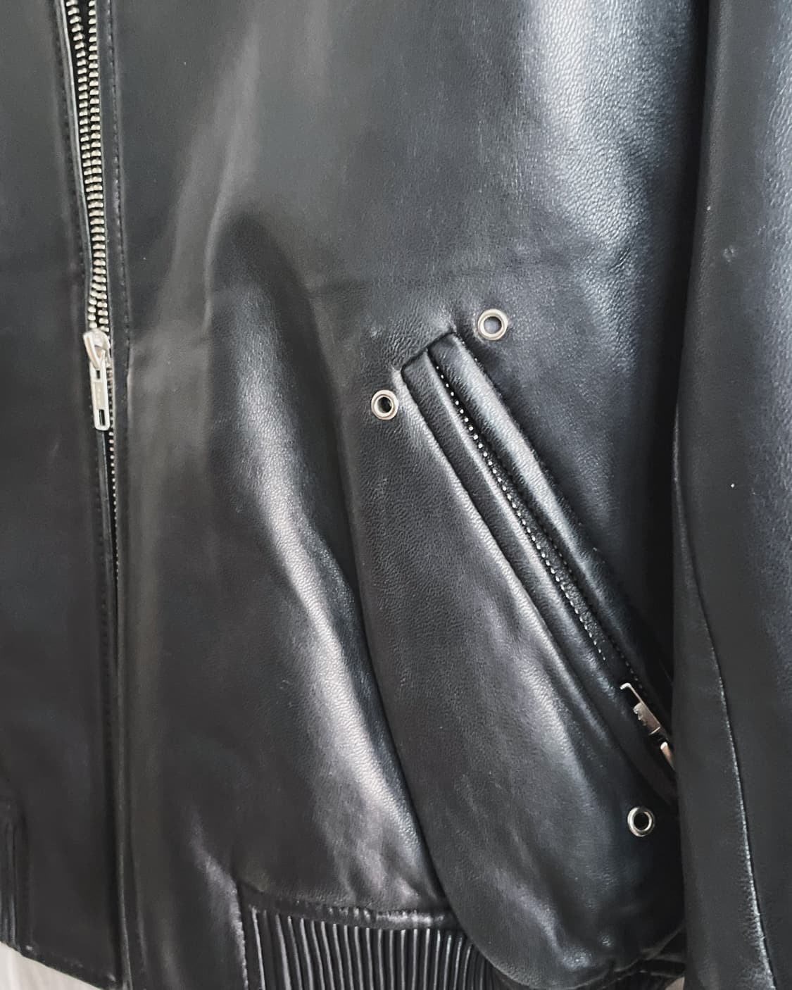 surface to air 레더 크롭 봄버 상품이미지7