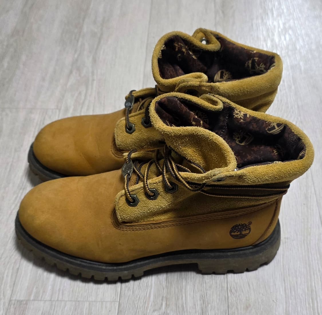 [235~240]팀버랜드 6인치 워터프루프 롤탑 여성부츠 상품이미지4