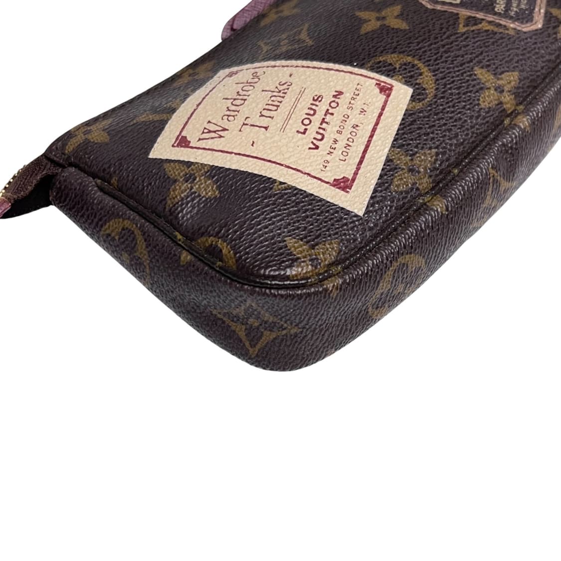 루이비통 모노그램 스탬프 악세수아 포쉐트백 상품이미지4