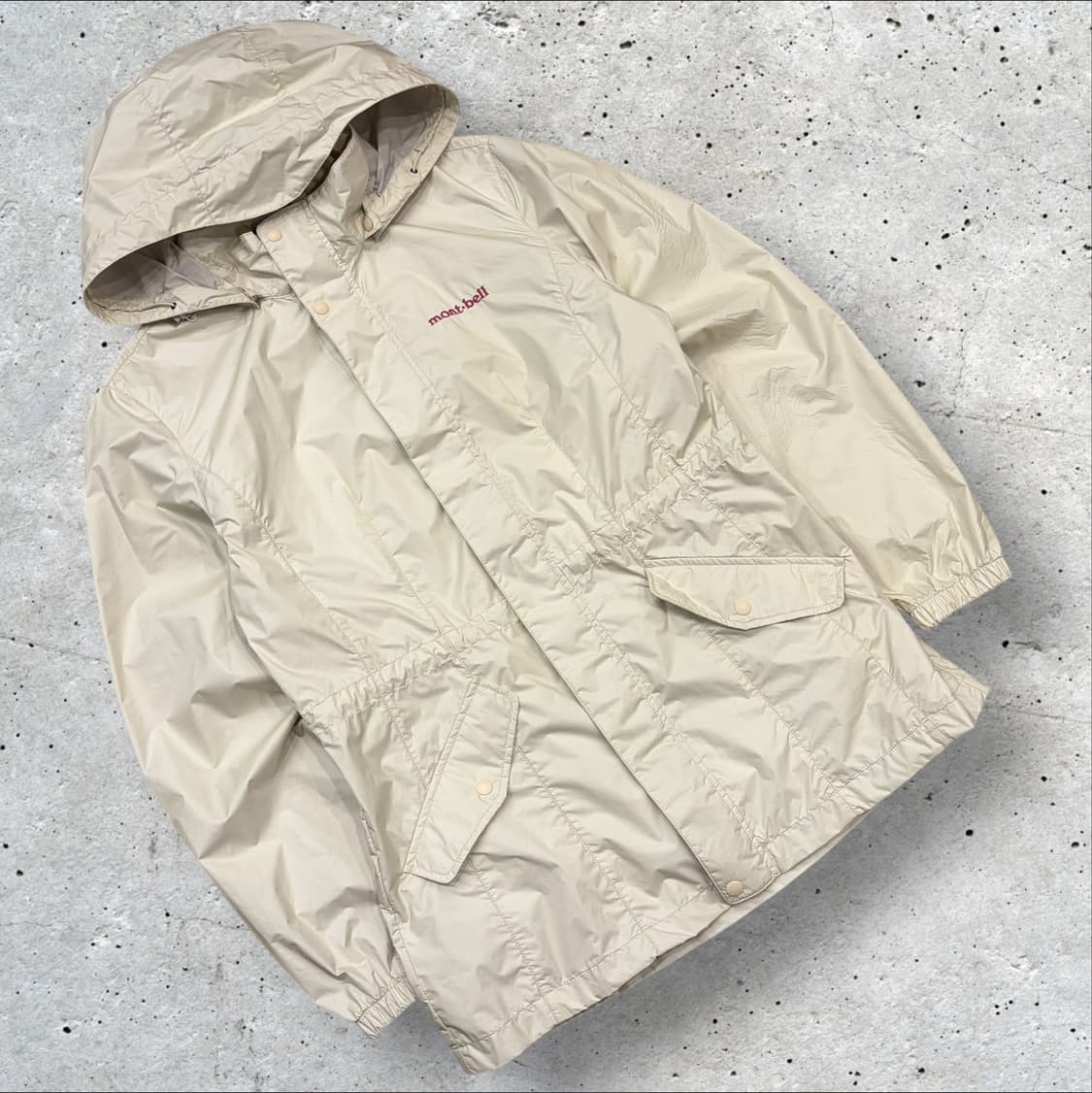 [M] 몽벨 우먼 아이보리색 후드 바람막이 자켓 C88 상품이미지1