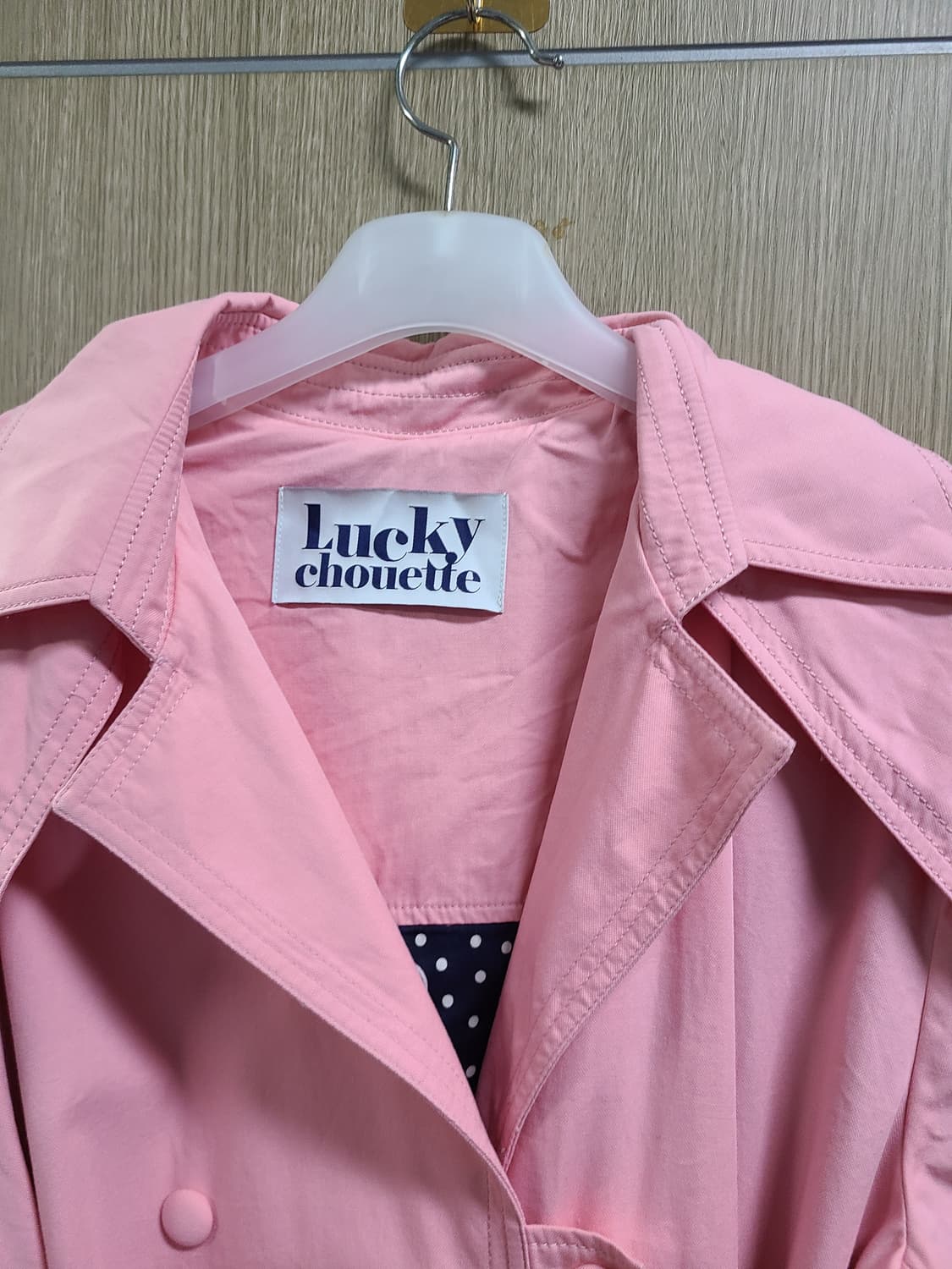 럭키슈에뜨 트렌치코트  상품이미지2