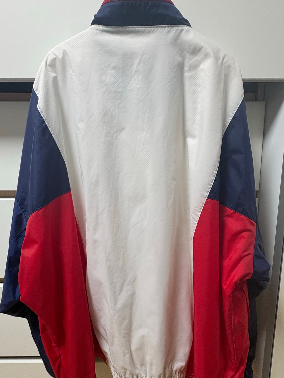 조던 x 파리생제르망 바람막이 L size 상품이미지3