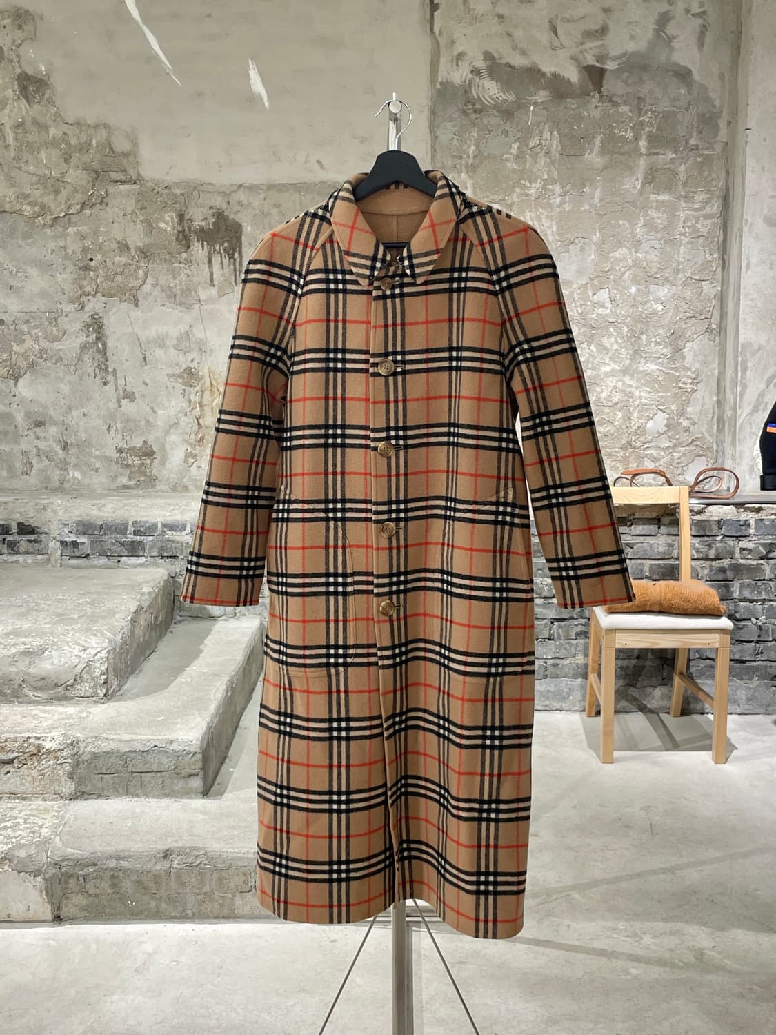 버버리 베이지 노바체크 리버시블 울 코트 상품이미지1