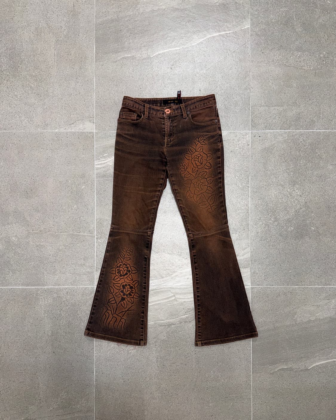 Washing brown denim oriental rose 부츠컷팬츠 상품이미지1