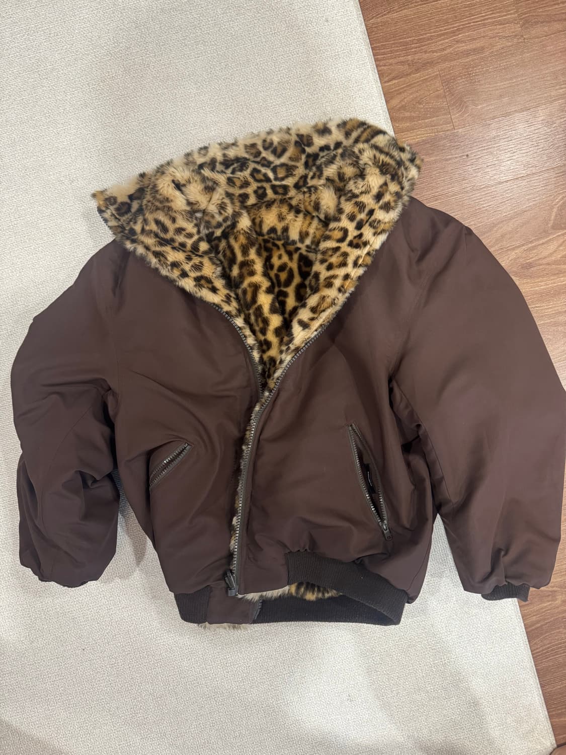 r13 레오파드 리버시블 퍼 봄버 상품이미지7