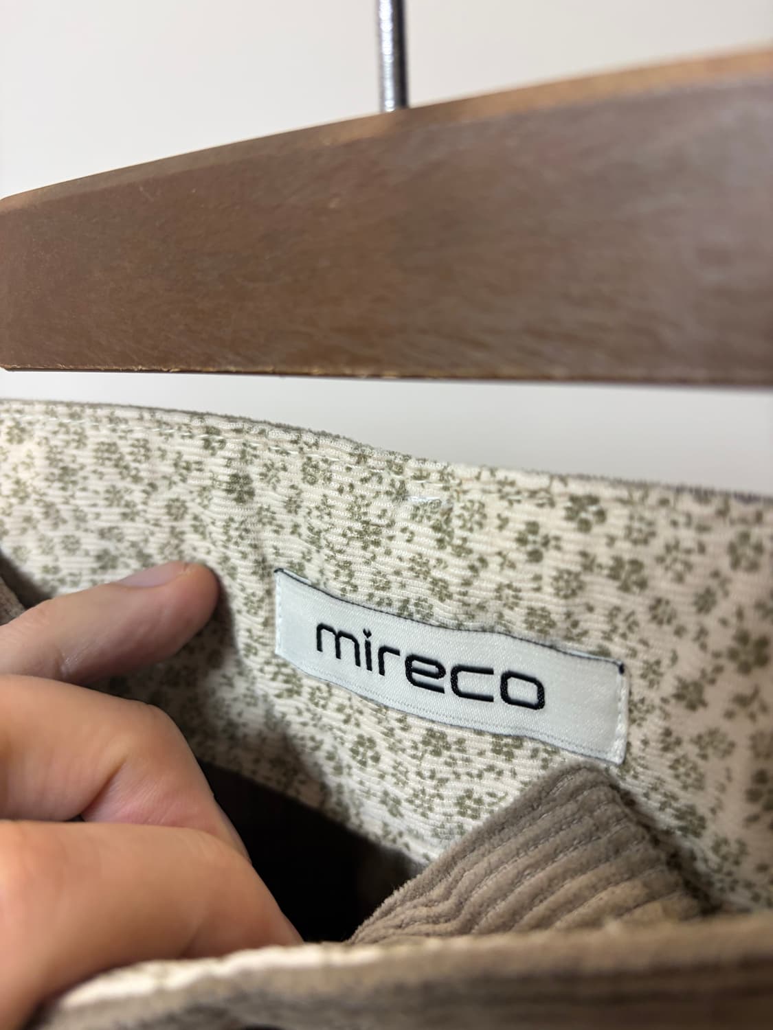 미레코 코듀로이 로우 라이즈 팬츠 2사이즈 상품이미지4