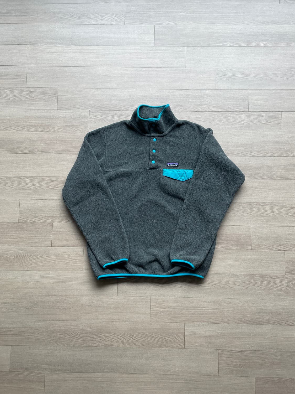 파타고니아 신칠라 우먼스 그레이 플리스 patagonia 상품이미지1