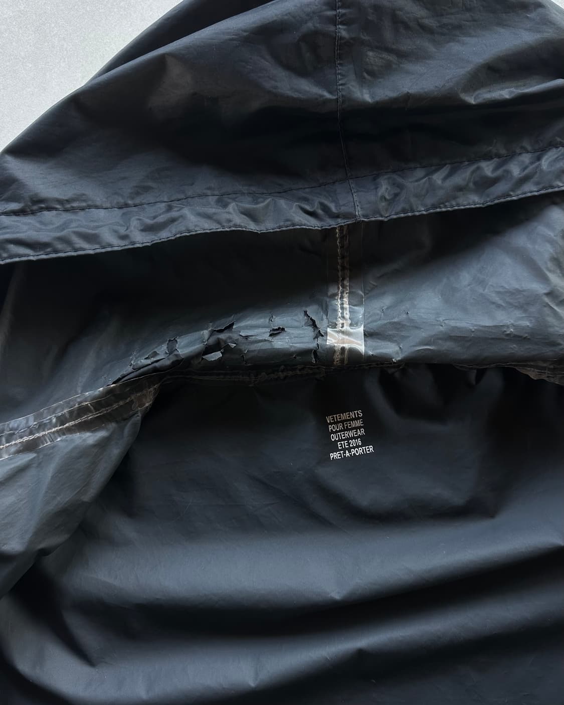 베트멍 VETEMENTS 레인 코트 상품이미지7