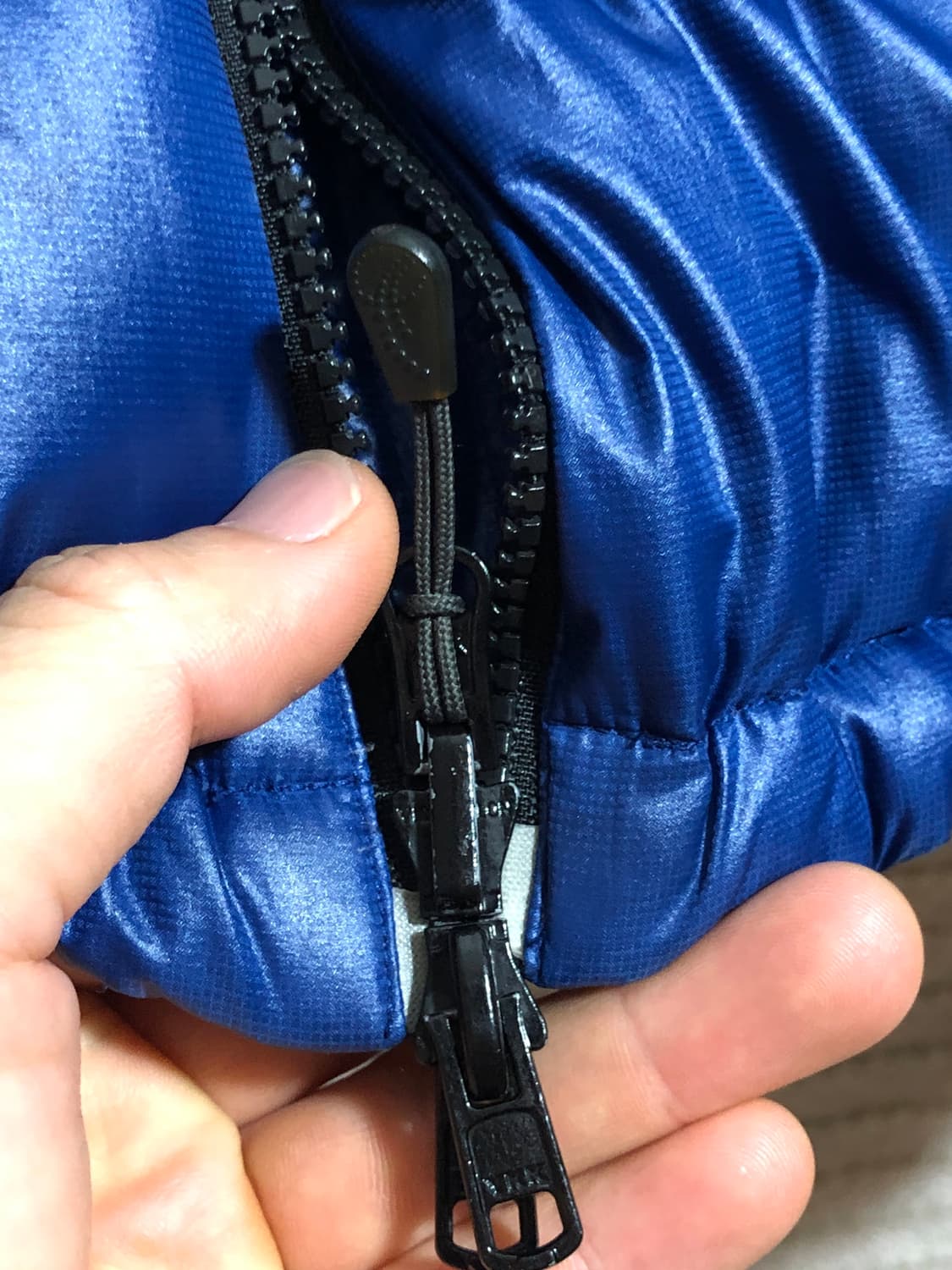 컬럼비아 티타늄 블루 구스 다운 경량 패딩 거위털 몽벨 맛 상품이미지4