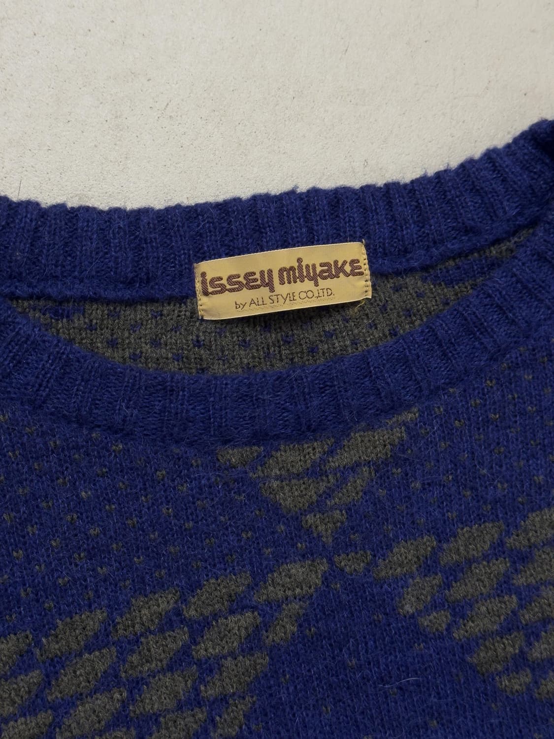 70's 이세이미야케 아카이브 레더 패치 스웨터 상품이미지6