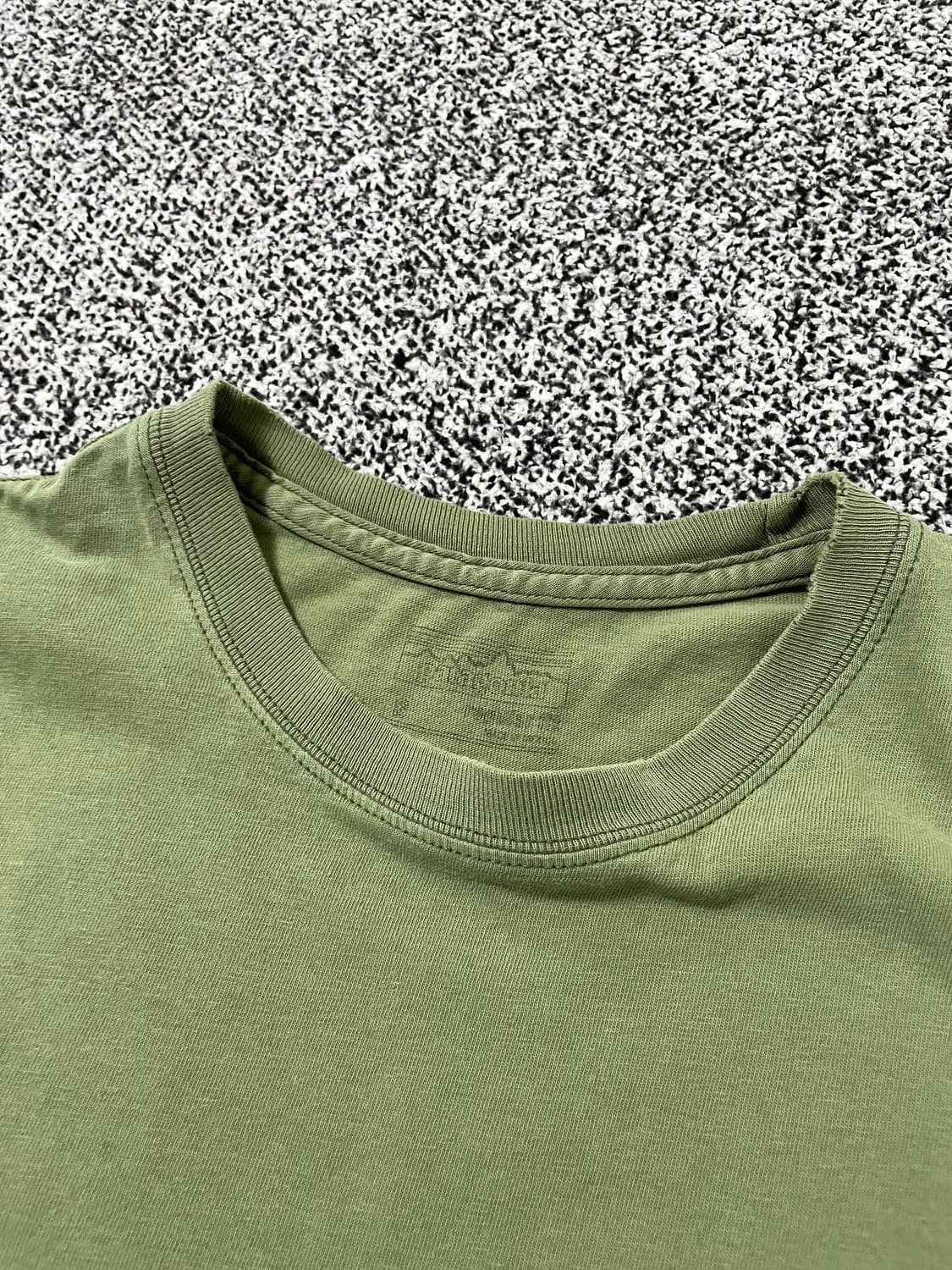 빈티지9. 파타고니아 P-6 로고 리스폰서빌리티 그린 반팔 티셔츠 반팔티 상품이미지3