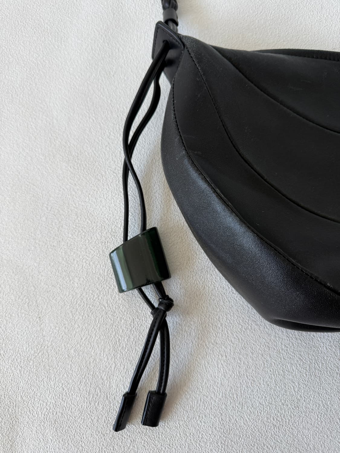 아카이브앱크(Archivepke) 레더 숄더백 상품이미지3