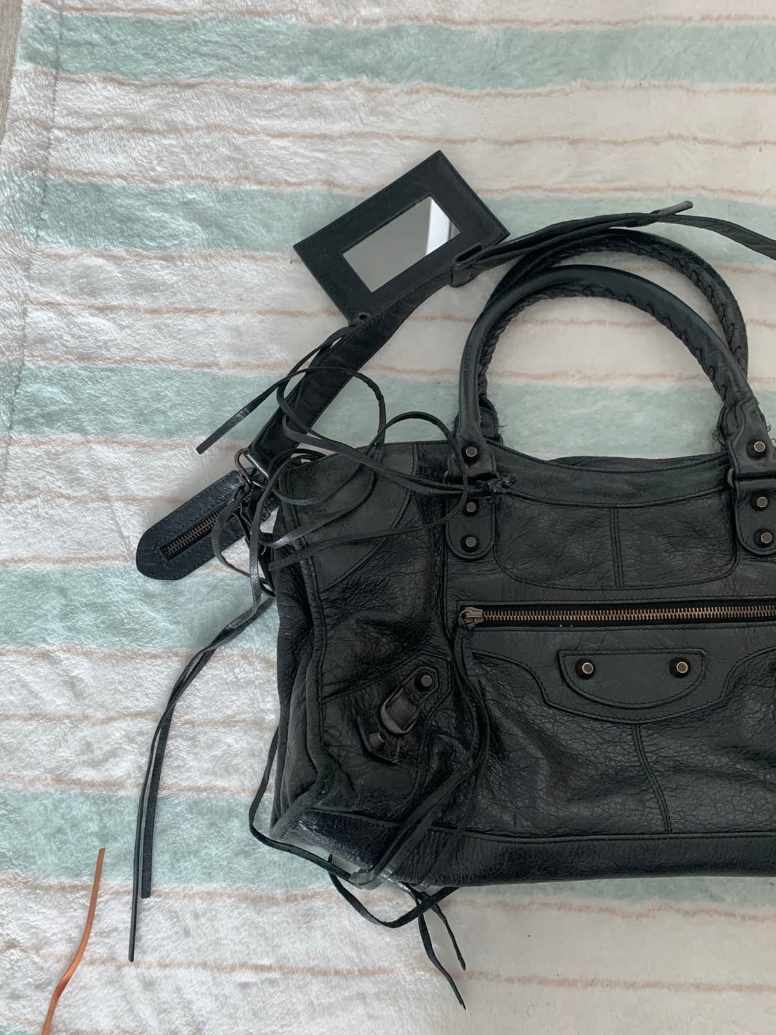 발렌시아가 모터백 라지 블랙 시티백 르시티 정품 상품이미지3