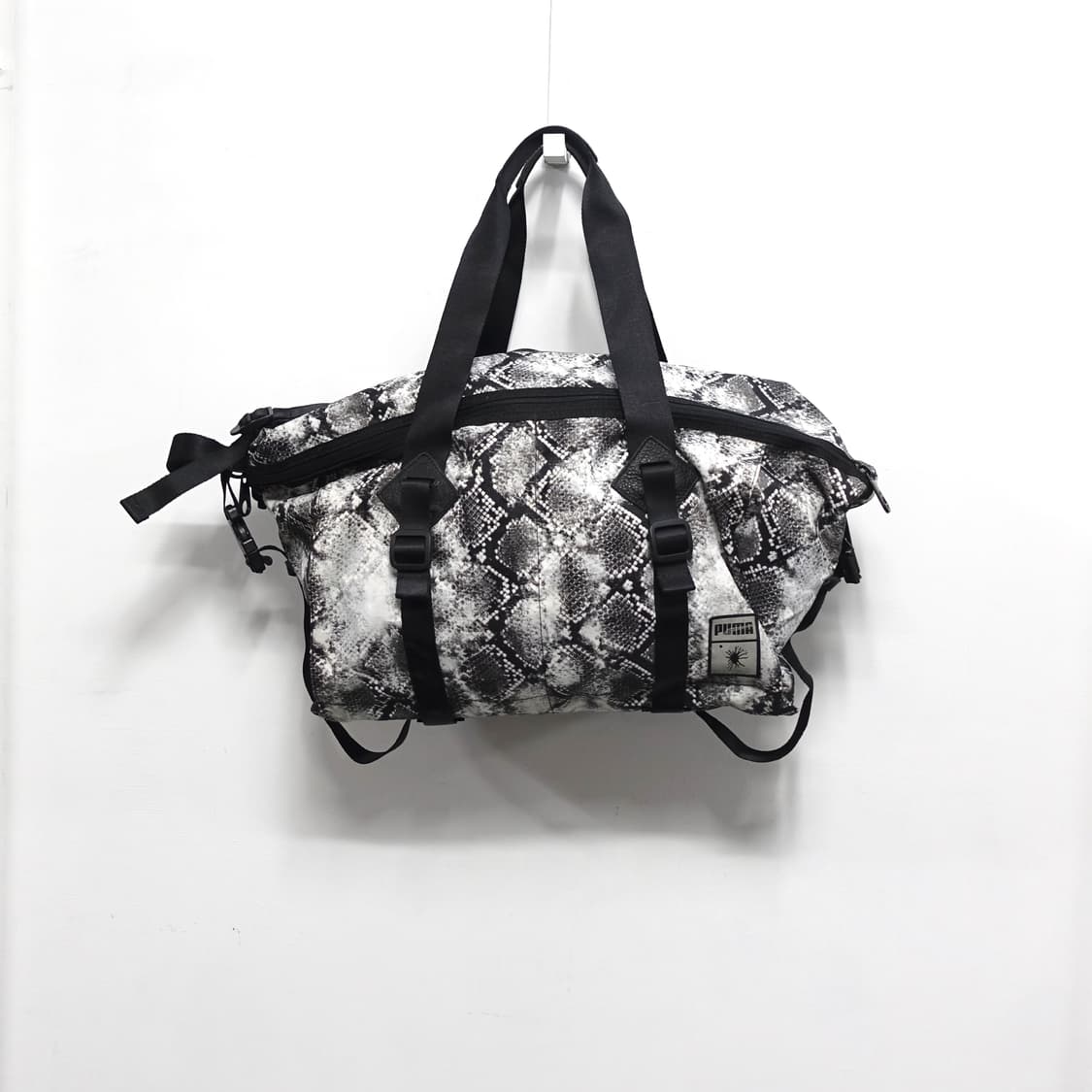 PUMA MIHARAYASUHIRO 퓨마 미하라야스히로 2way 숄더백 상품이미지1