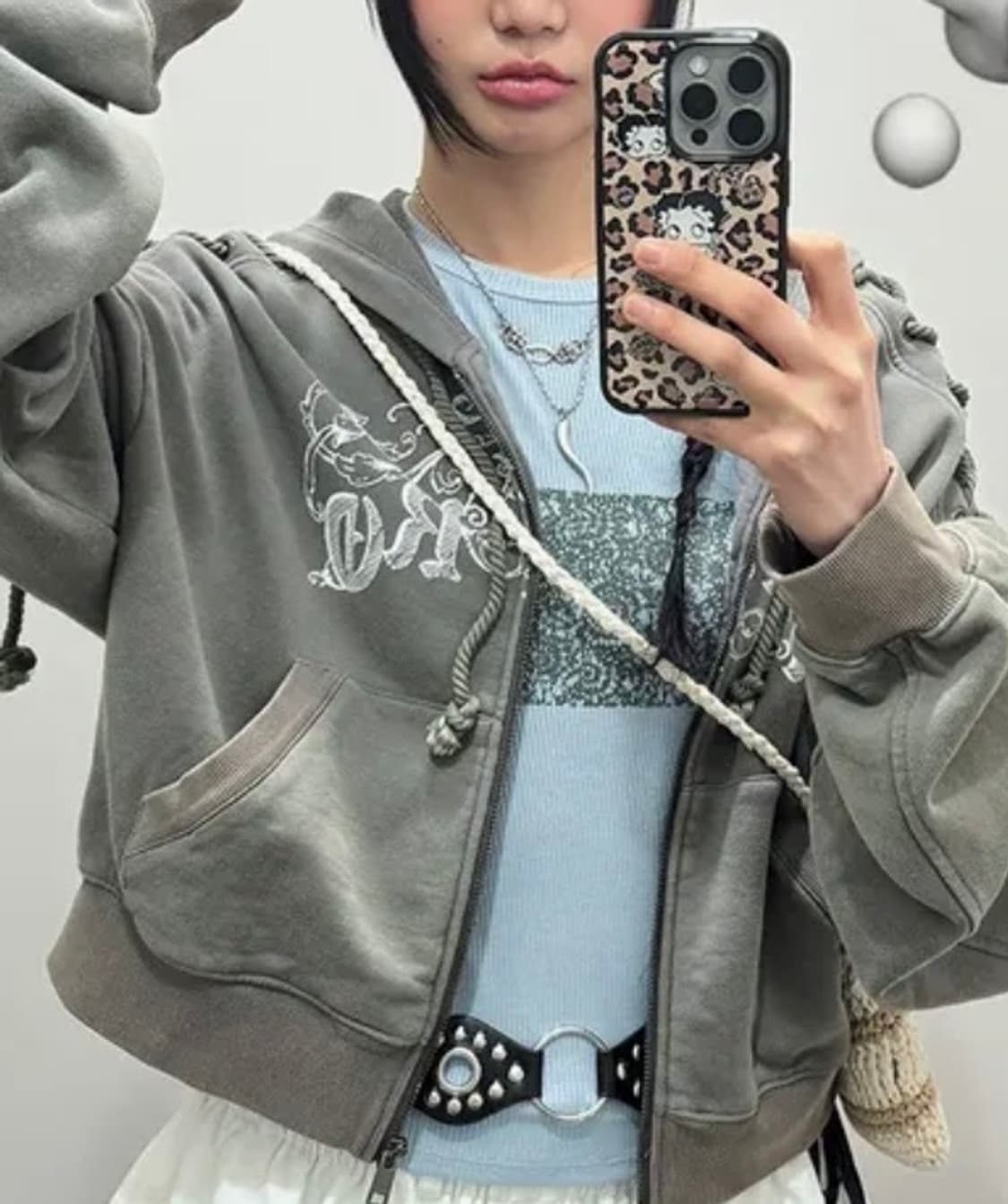 베티붑 레오파드 폰케이스 아이폰 17프로 상품이미지2