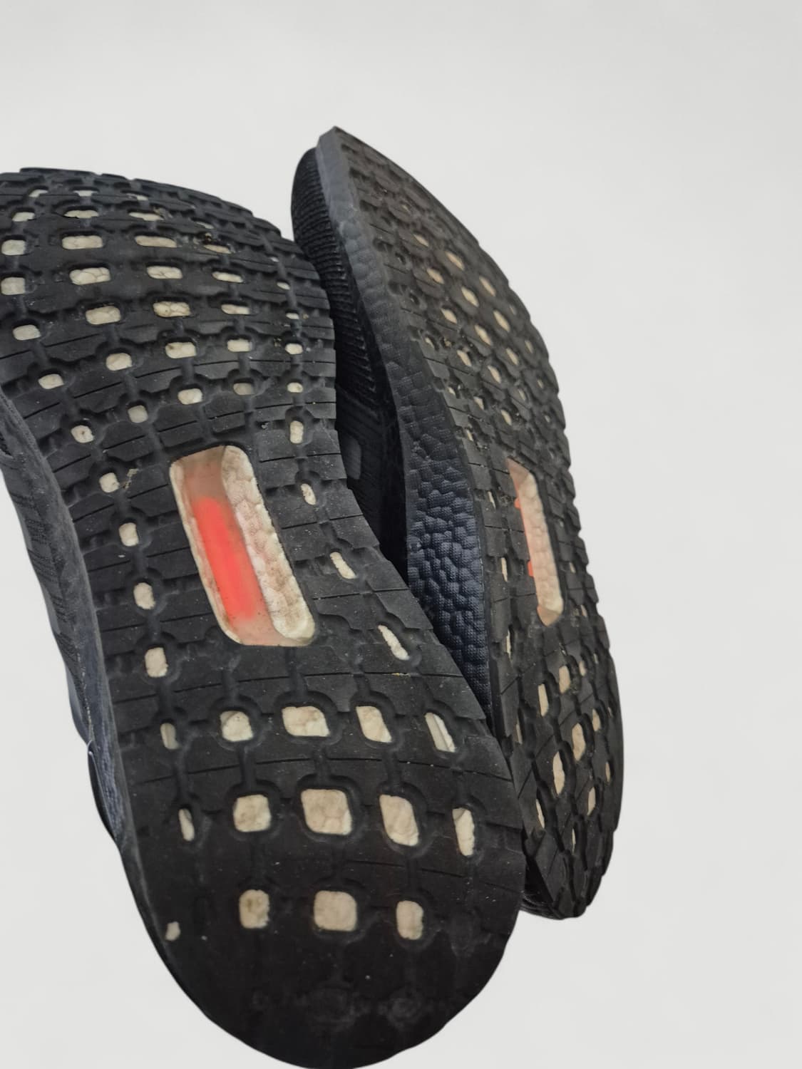 [265]아디다스 울트라부스트20 운동화 트리블블랙 상품이미지5