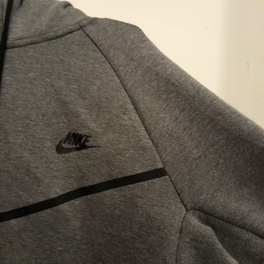 나이키 테크 감성 그레이 후드 집업 상품이미지1