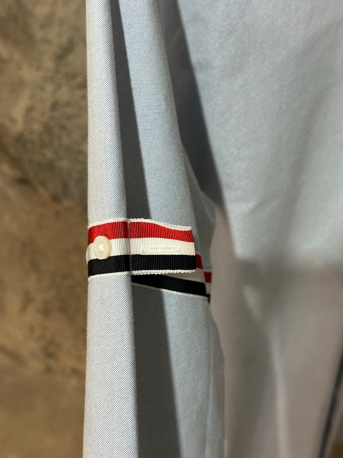 톰 브라운  라이트 블루 옥스퍼드 암밴드 셔츠 상품이미지5