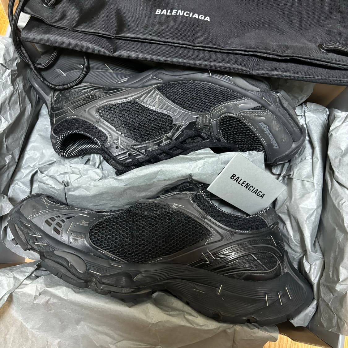 발렌시아가 스테이플러 블랙 44 상품이미지1