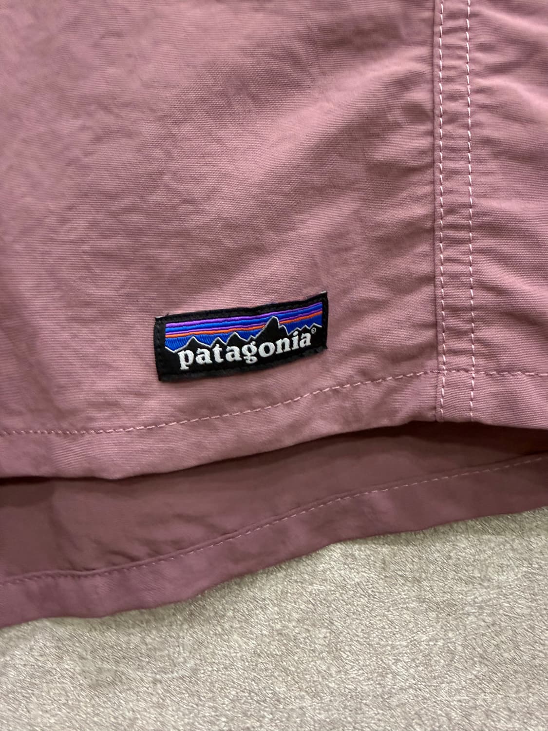 파타고니아 나일론 쇼츠, 톤다운 핑크 반바지 상품이미지2