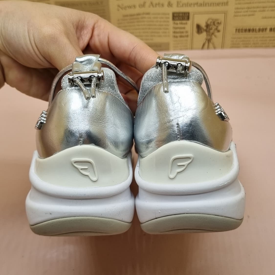 코나리나 글리터 스니커즈 240 상품이미지4