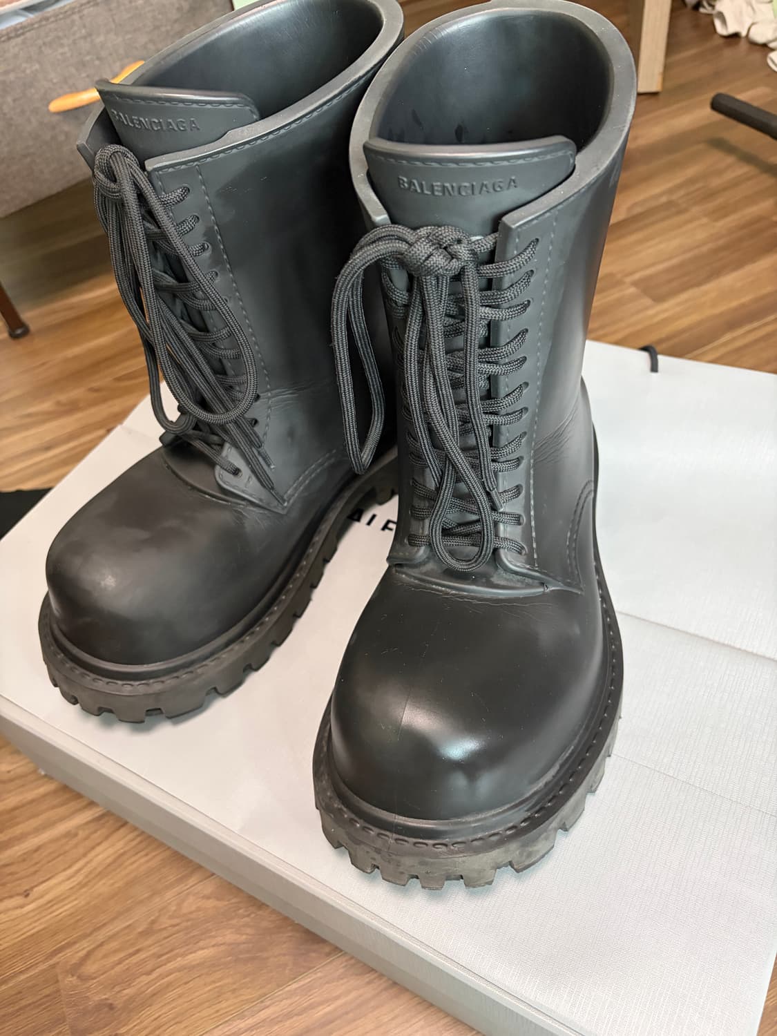 발렌시아가 스테로이드 부츠 41size 상품이미지1