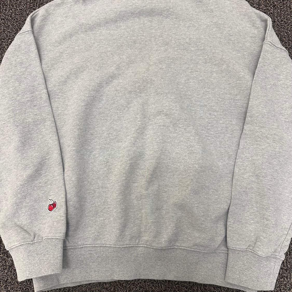 키르시 체리 프린팅 맨투맨 그레이 사이즈 1 상품이미지8